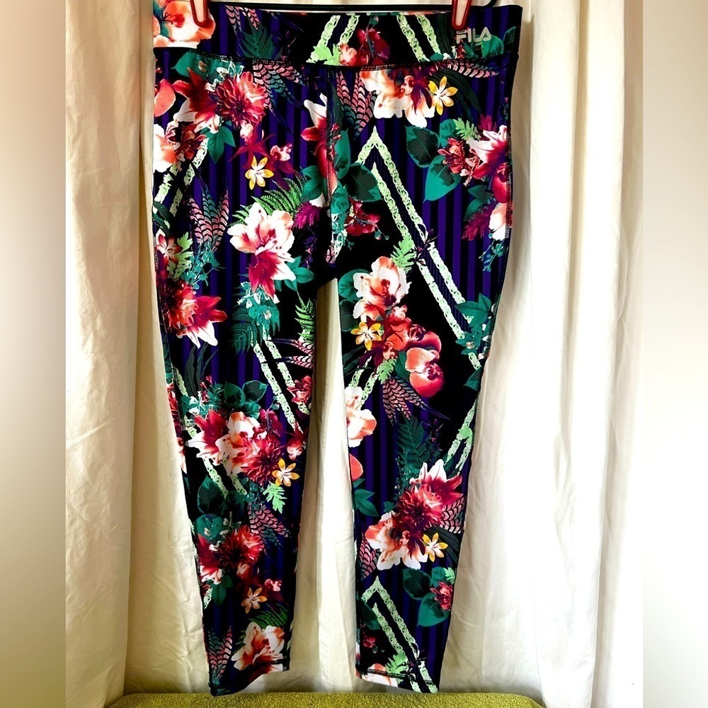 Fila Women's Sz XL Activewear Yoga Jogging Stretch Floral Leggings